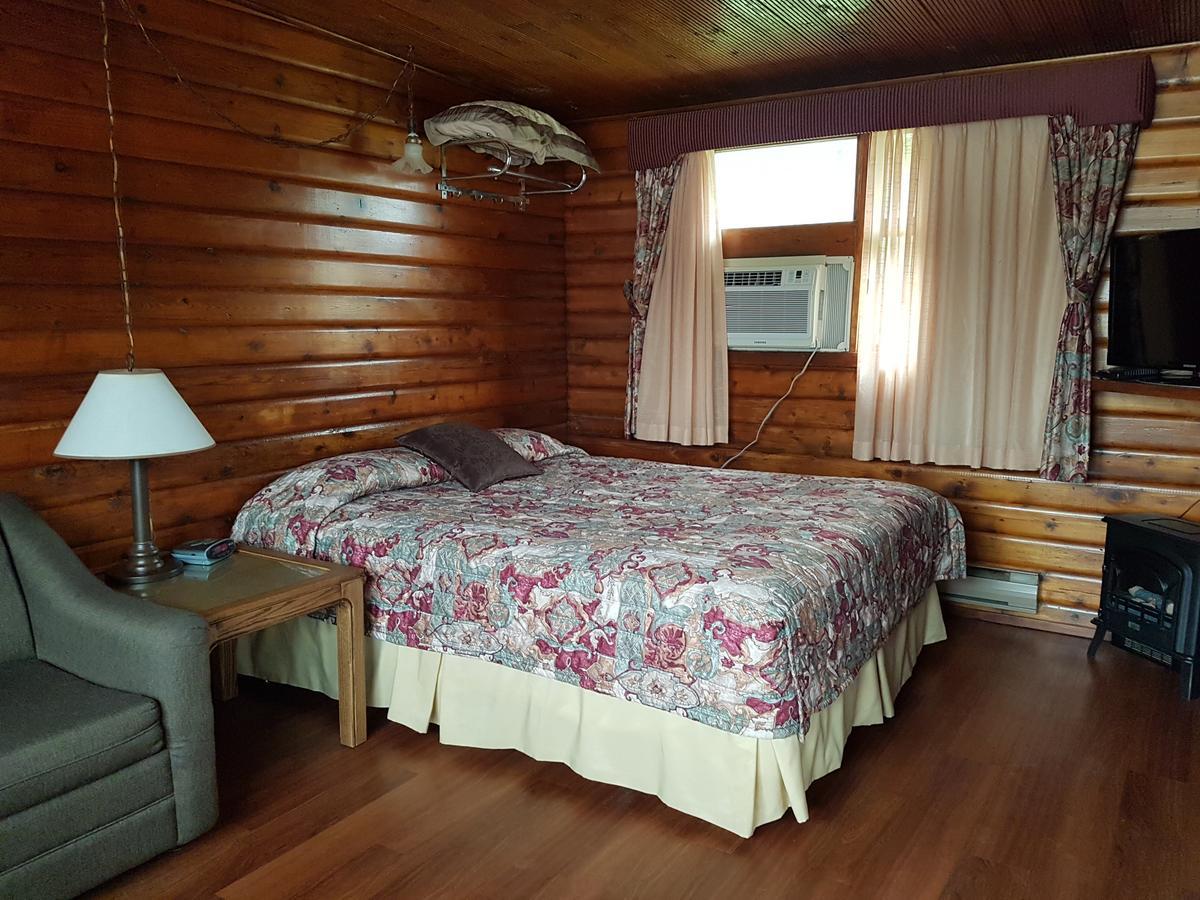קראנברוק Flamingo Motel מראה חיצוני תמונה